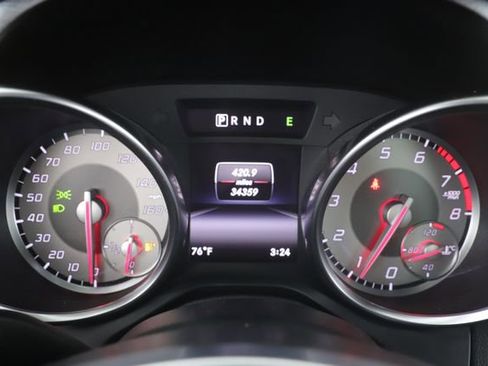 Used 2015 Mercedes-Benz SLK 250 image 21