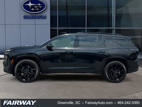 Used 2024 Chevrolet Traverse RS w/ LPO, Floor Liner Package AWD/4WD image 8