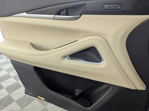 Used 2023 INFINITI QX60 Sensory w/ Cargo Package image 31