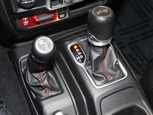 Used 2022 Jeep Wrangler Unlimited Rubicon w/ LED Lighting Group image 7