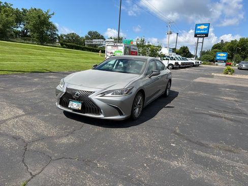 Used 2019 Lexus ES 350 w/ Accessory Package 2 FWD image 8