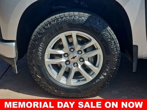 Used 2021 Chevrolet Silverado 1500 RST AWD/4WD image 34