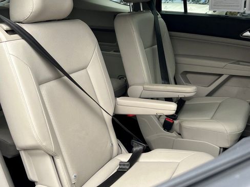 Used 2019 Volkswagen Atlas SE w/ Panoramic Sunroof Package image 15