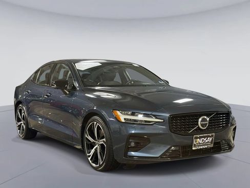 Used 2023 Volvo S60 B5 Ultimate w/ Climate Package AWD/4WD image 9
