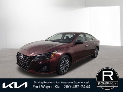 Used 2025 Nissan Altima 2.5 SV