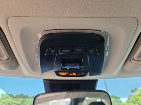 Used 2026 Toyota Corolla LE FWD image 29