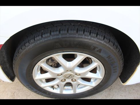 Used 2022 Chrysler Pacifica Touring-L FWD image 32