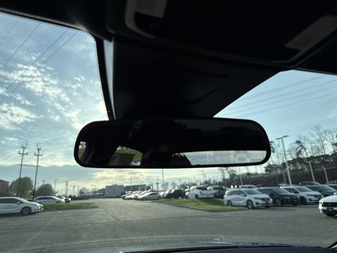 Used 2024 Honda Civic Sport image 27