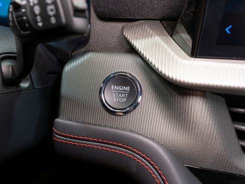 Used 2025 Ford Explorer ST w/ Sun And Sound Package image 32