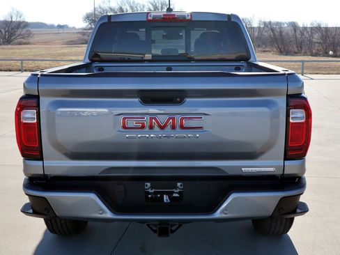 New 2025 GMC Canyon Elevation w/ Convenience Package image 5