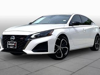 Certified 2024 Nissan Altima 2.5 SR w/ SR Premium Package FWD video 1