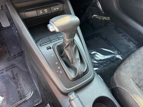Used 2020 Kia Rio S image 19