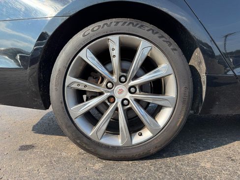 Used 2013 Cadillac XTS Luxury FWD image 13