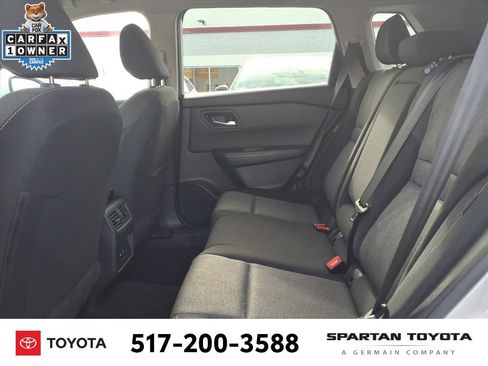 Used 2024 Nissan Rogue SV image 14