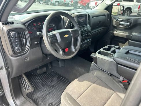 Used 2021 Chevrolet Silverado 1500 Custom AWD/4WD image 19