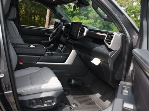 New 2026 Toyota Tundra SR5 AWD/4WD image 11