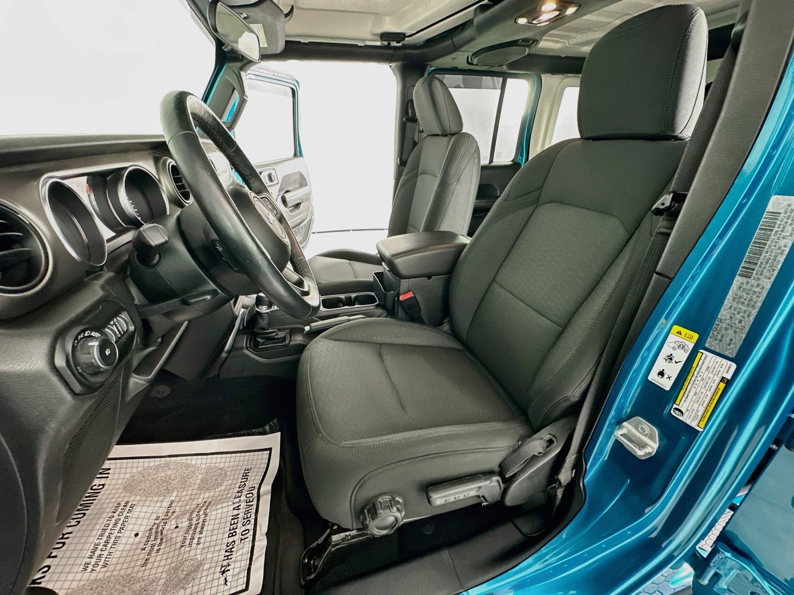 Used 2019 Jeep Wrangler Unlimited Sport S AWD/4WD image 28