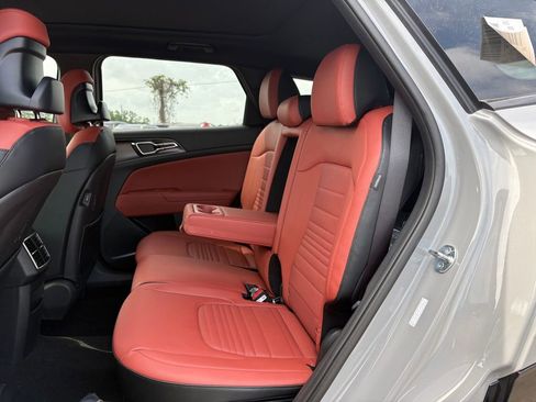New 2026 Kia K4 FWD image 14
