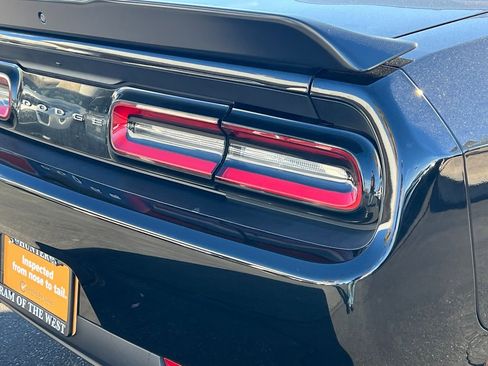 Certified 2023 Dodge Challenger SXT image 17