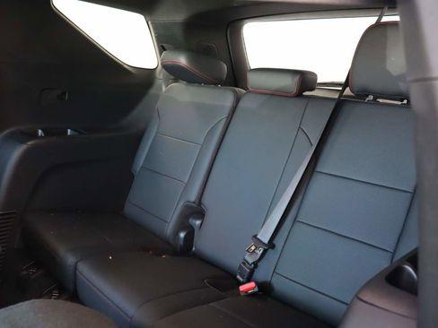 Used 2025 Chevrolet Traverse Z71 w/ Driver Confidence Package AWD/4WD image 16