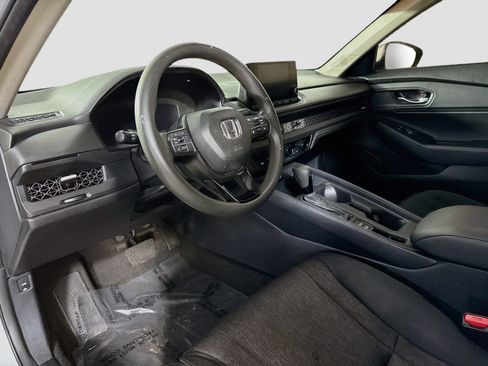 Used 2024 Honda Accord EX image 23