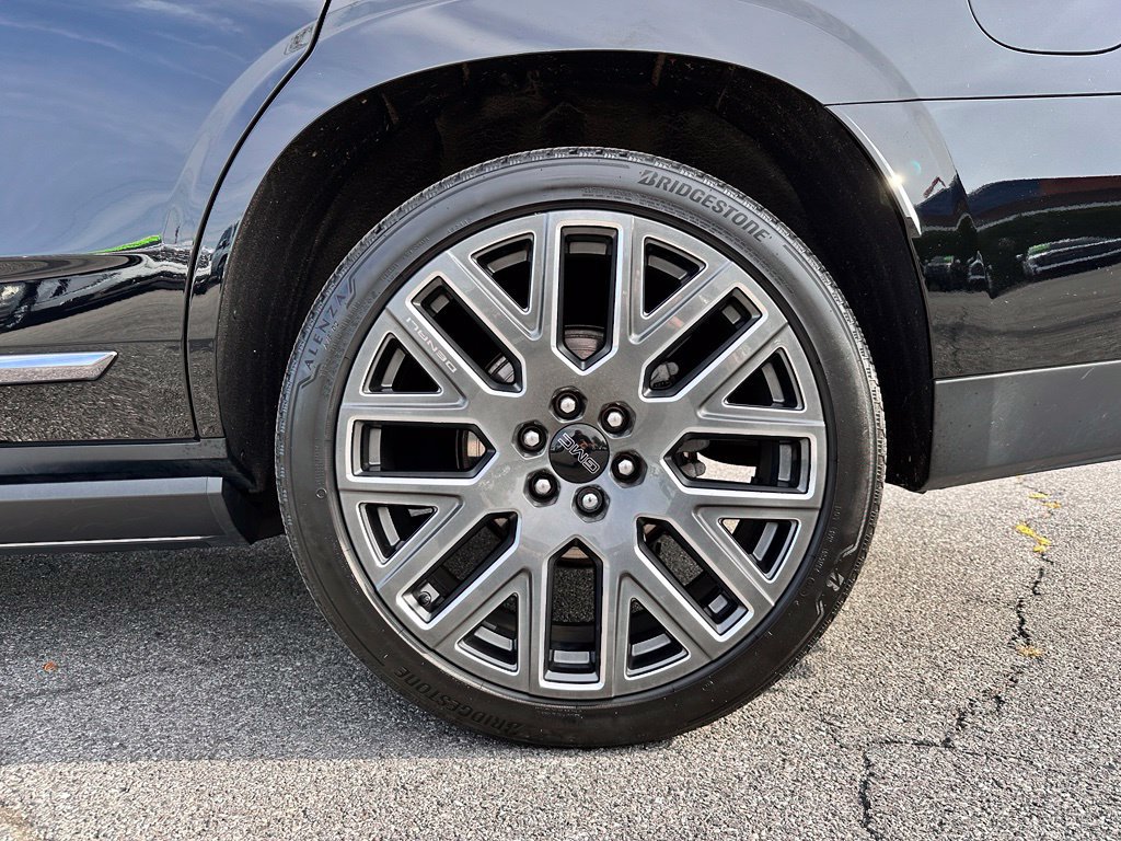 Certified 2025 GMC Yukon Denali Ultimate AWD/4WD image 49