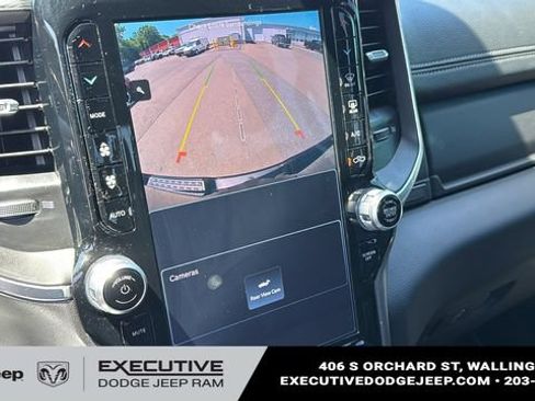 Used 2023 RAM 1500 Laramie AWD/4WD image 17