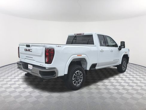 New 2026 GMC Sierra 2500 SLE w/ Preferred Package AWD/4WD image 6