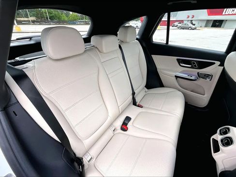 Used 2026 Mercedes-Benz GLC 300 4MATIC image 20