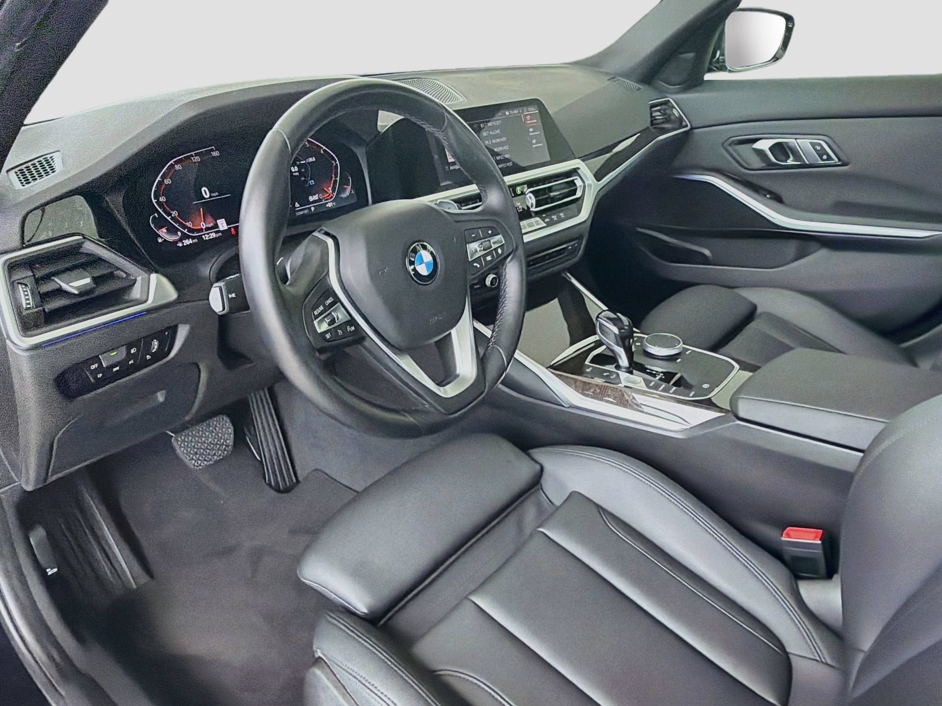 Used 2020 BMW 330i Sedan w/ Driving Assistance Package RWD image 24