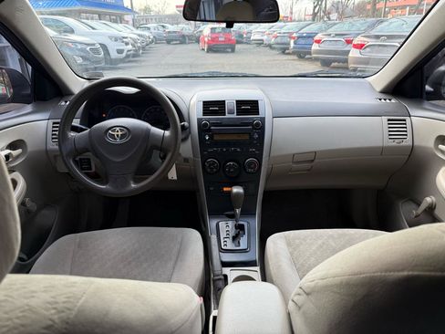 Used 2010 Toyota Corolla LE image 21
