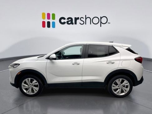 Used 2024 Buick Encore GX Preferred w/ Comfort Package image 2