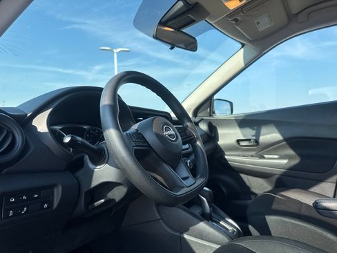 Certified 2025 Nissan Kicks Play S FWD image 36