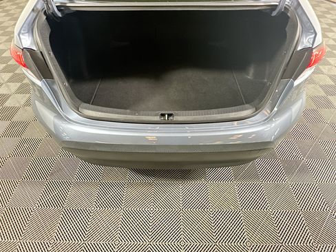 Used 2024 Toyota Corolla LE w/ LE Convenience Package FWD image 31