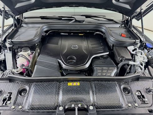 New 2026 Mercedes-Benz GLS 450 4MATIC image 34