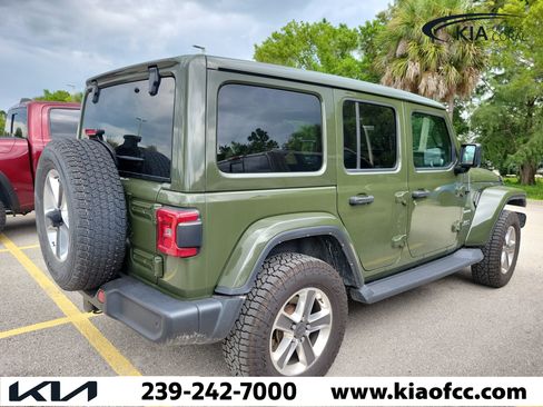 Used 2021 Jeep Wrangler Unlimited Sahara w/ LED Lighting Group AWD/4WD image 7