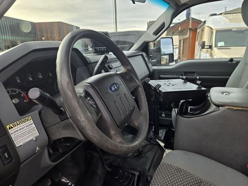 Used 2014 Ford F450 XL w/ Power Equipment Group image 16