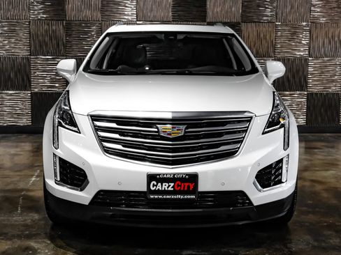 Used 2019 Cadillac XT5 Premium Luxury FWD image 6