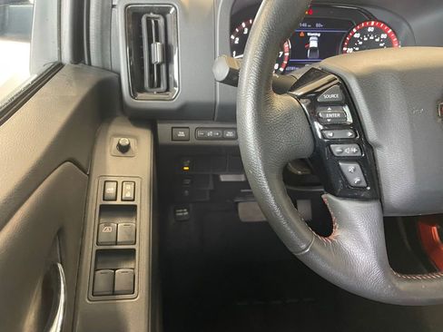 Certified 2025 Nissan Frontier Pro-X RWD image 13