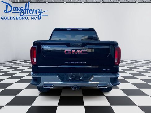 Used 2023 GMC Sierra 1500 SLT w/ SLT Premium Package AWD/4WD image 4
