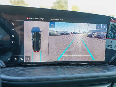 New 2025 Audi Q5 Prestige image 10