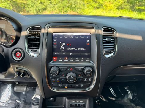 Used 2019 Dodge Durango SRT w/ Technology Group AWD/4WD image 21