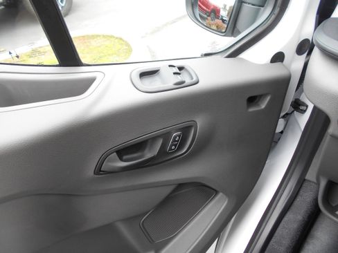 Used 2025 Ford Transit 250 Low Roof w/ Exterior Upgrade Package image 11
