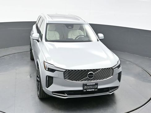 New 2026 Volvo XC90 T8 Ultra w/ Protection Package Premier AWD/4WD image 17