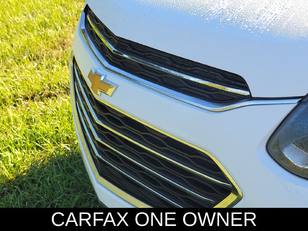 Used 2017 Chevrolet Equinox Premier w/ Enhanced Convenience Package AWD/4WD image 4