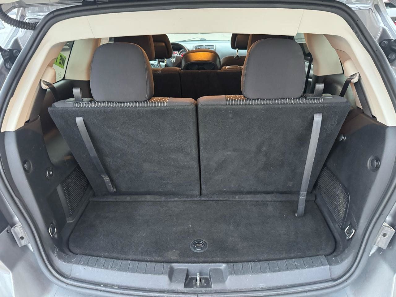 Used 2013 Dodge Journey SXT w/ Flexible Seating Group FWD image 9