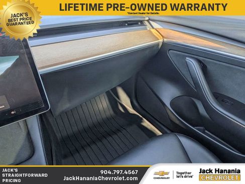 Used 2022 Tesla Model 3 Standard Range RWD image 15