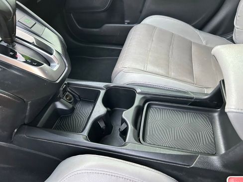 Used 2019 Honda CR-V EX-L image 18