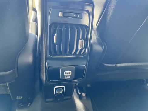Used 2022 Jeep Compass Limited AWD/4WD image 16