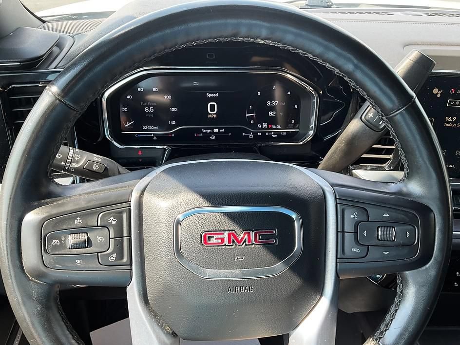 Used 2024 GMC Sierra 2500 SLT w/ SLT Premium Package AWD/4WD image 24